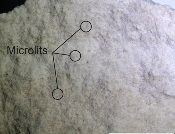 Microlits sur un bloc